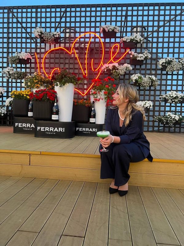 ������������ ��� � ���������������� ������: �������� "La Vue" �� ����������� ����������