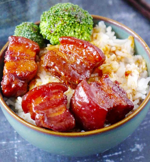 Как быстро и просто приготовить красную тушеную свиную грудинку (Хун Шао Жоу)