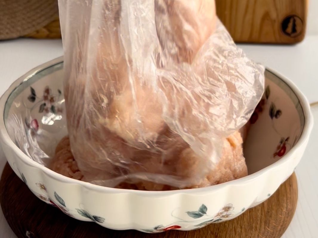 Новый взгляд на куриные тефтели: секретный соус, который покорит ваши вкусовые рецепторы