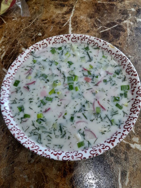 Окрошка: идеальное летнее наслаждение в каждой тарелке