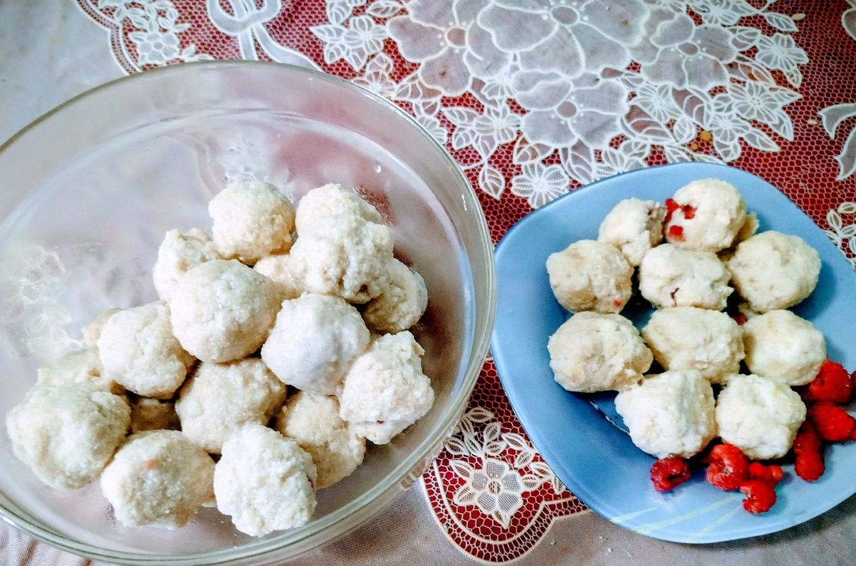 Как приготовить ленивые вареники с ягодами