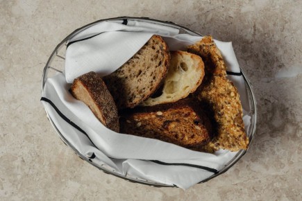 Тест на вкус: Какой бесплатный хлеб лучше в Москве?