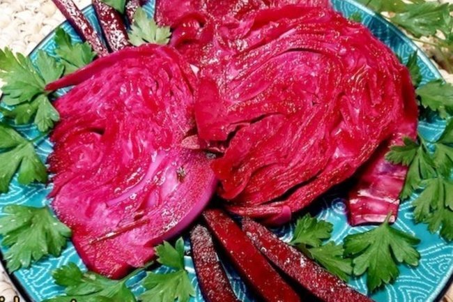 Пикантные закуски из капусты и свеклы на зиму по грузинскому рецепту