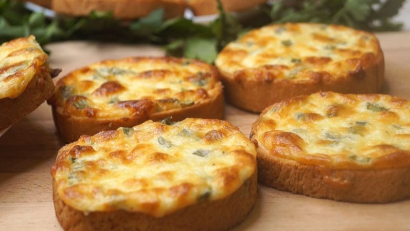 Сырные гренки для завтрака: идеальное сочетание простоты и вкуса