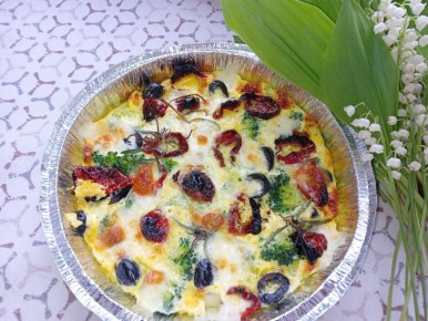 Вкусная запеканка из брокколи с вялеными томатами за 25 минут