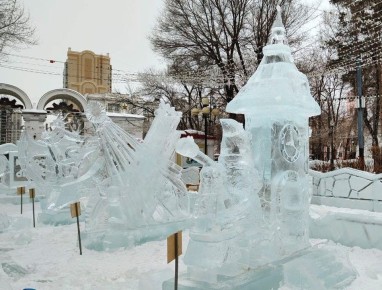 Скульпторы Хабаровска отмечены денежными призами за творение ледяных шедевров