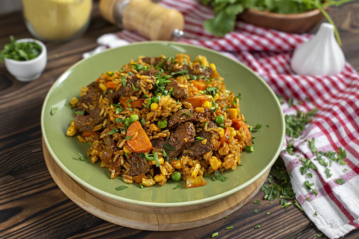 Удивительный плов с говядиной и кукурузой