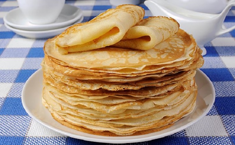 Рецепт блинов «Три стакана»: тонкость и хрустящая корочка