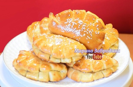 Мягкие булочки на молоке: секреты вкусной выпечки от хозяйки