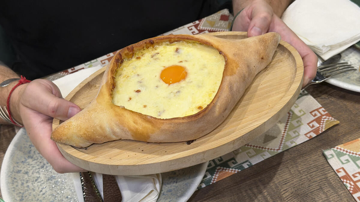 Где в Минске попробовать самые вкусные хинкали? Узнайте о ресторане «Метехи»