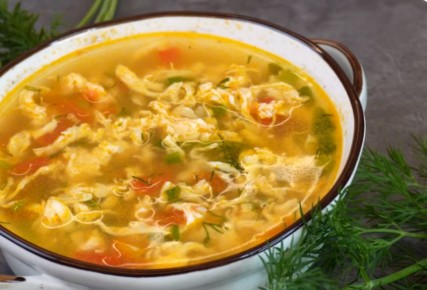 Яично-томатный суп: вкусно, быстро и без лишних хлопот