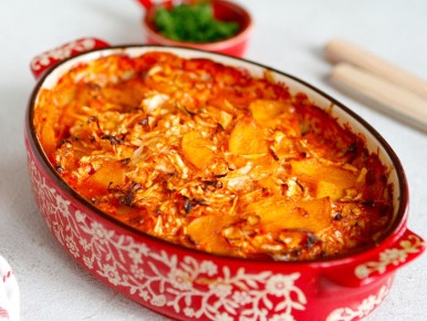 Сочное блюдо из капусты и картофеля. Нежное пропаривание и сливочный соус