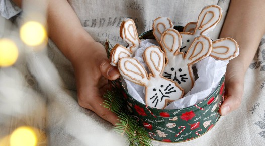 Ароматные новогодние пряники в форме кроликов