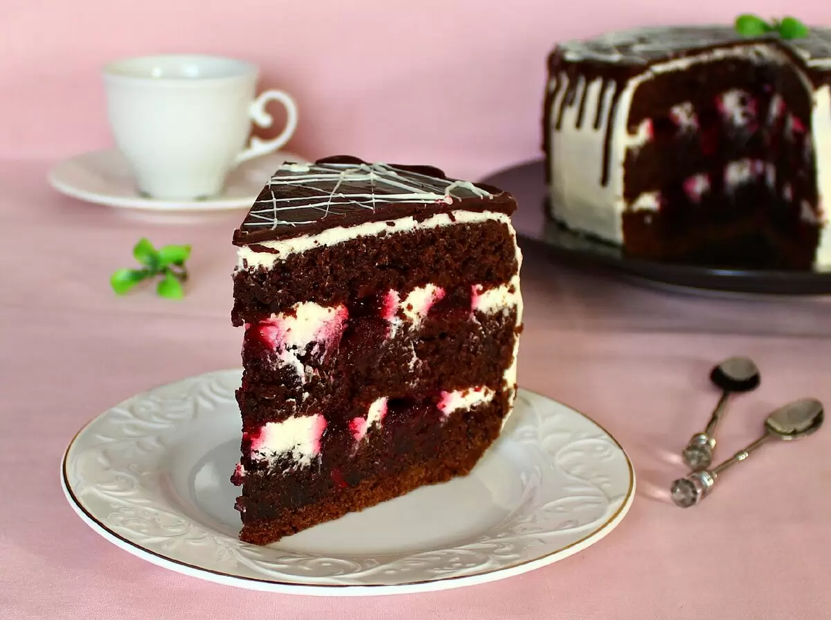 Неотразимые шоколадные торты, которые легко приготовить дома