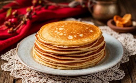 Гжель и горчица: рецепт уюта на Масленицу от дизайнера