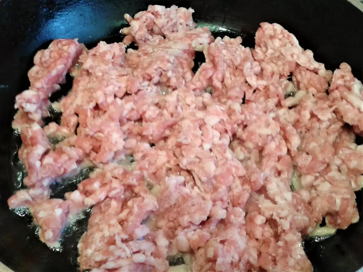 Сочный мясной пирог с овощами: быстро, вкусно и просто