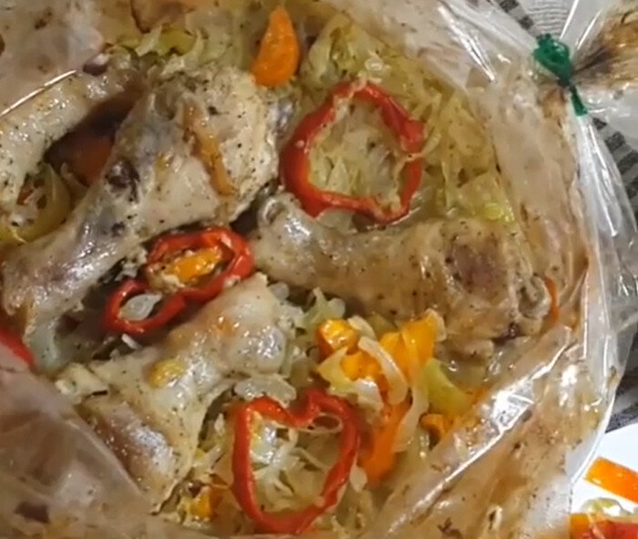 Капуста с курицей в рукаве: вкусное и эффективное решение для ужина